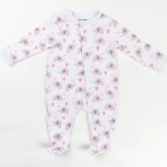 Motif de petits éléphants gris et cœurs orange sur fond blanc, style enfantin.