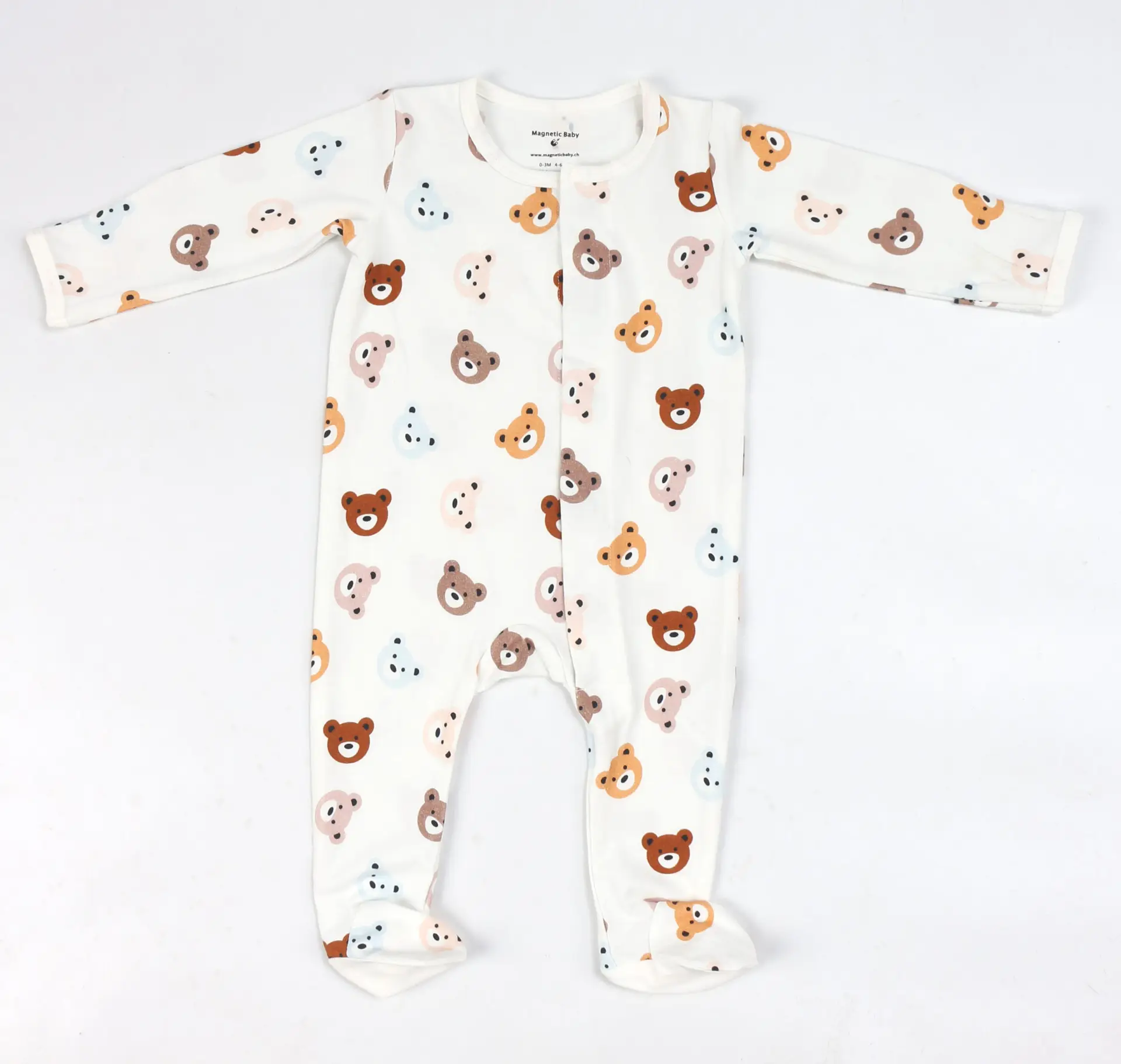 Pyjama b&eacute;b&eacute; blanc avec motifs color&eacute;s de t&ecirc;tes d&rsquo;ours et fermeture magn&eacute;tique